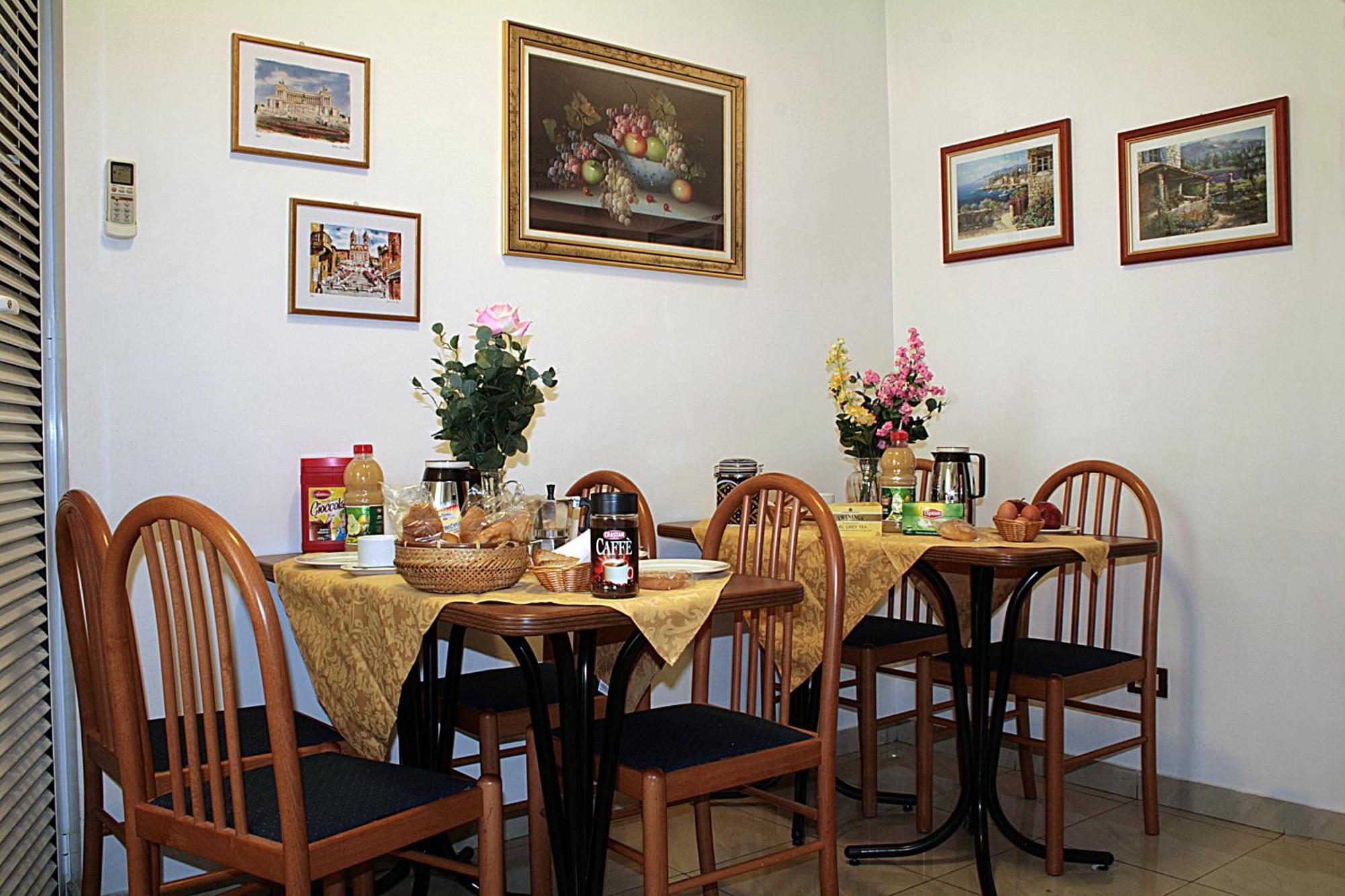 Alojamento de Acomodação e Pequeno-almoço Emanuela Roma